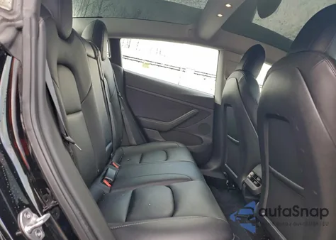 2022 Tesla Model 3 из США, поврежденный, VIN 5YJ3E1EB6NF207239